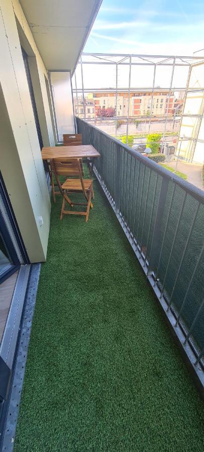 Charmant Logement Avec Jacuzzi Mantes-la-Jolie Exterior foto